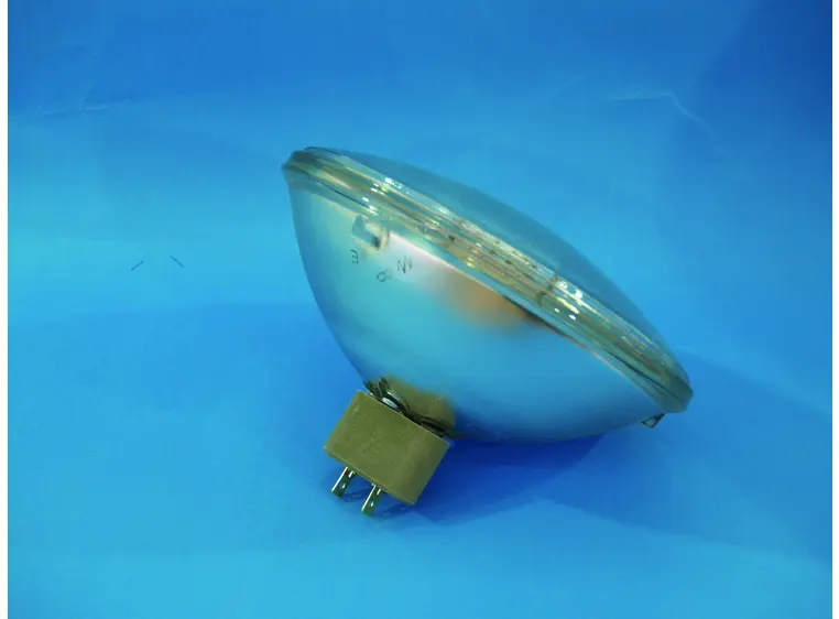 Philips CP61 PAR 64 240V/1000W NSP 300h 